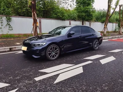 BMW 3 Series · 2022 год