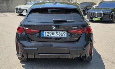 BMW 1-Series 2025, 4051 км, за 37500000 KRW