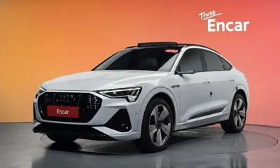 Audi e-tron · 2023 год