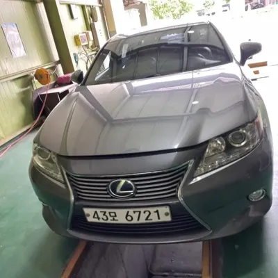 Lexus ES · 2013 год