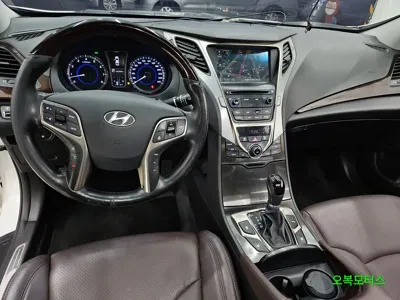 Hyundai Grandeur 2014, 140278 км, за 6800000 KRW - фото 9