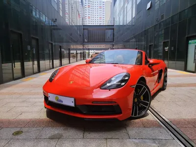 Porsche 718 · 2021 год