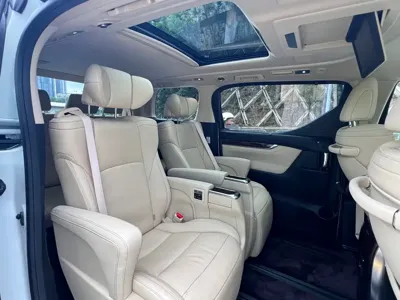 Toyota Alphard 2018, 53000 км, за 528000 CNY - фото 13