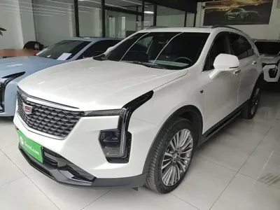 Cadillac XT4 · 2025 год