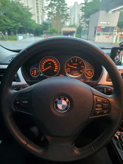 BMW 3-Series 2015, 125000 км, за 7500000 KRW - фото 16