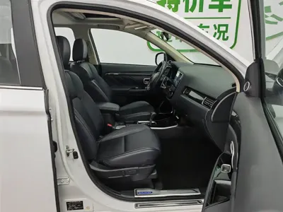 Mitsubishi Outlander 2020, 60199 км, за 47900 CNY - фото 23