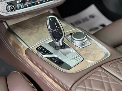 BMW 7 Series 2021, 56500 км, за 378000 CNY - фото 9