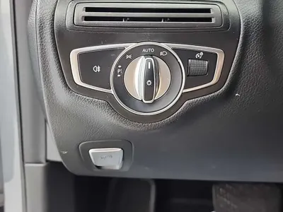 Mercedes-Benz C-Class 2018, 91310 км, за 13500000 KRW - фото 18