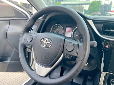 Toyota Corolla 2018, 110000 км, за 36800 CNY - фото 12