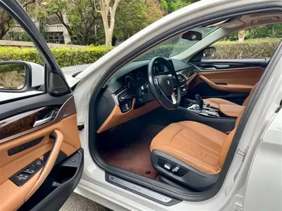 BMW 5 Series 2017, 150000 км, за 126000 CNY - фото 9