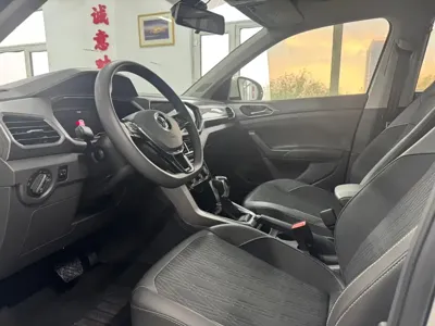 Volkswagen T-Cross 2023, 24000 км, за 89800 CNY - фото 7