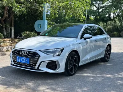 Audi A3 · 2022 год