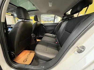 Skoda Octavia 2020, 70000 км, за 52000 CNY - фото 10