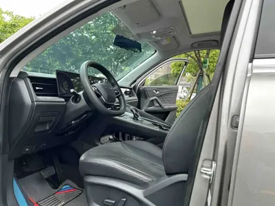Roewe D5X DMH 2024, 28000 км, за 69800 CNY - фото 8