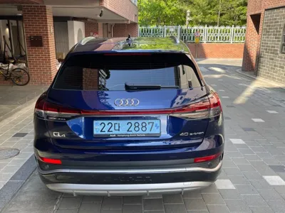 Audi Q4 e-tron 2022, 16900 км, за 41000000 KRW