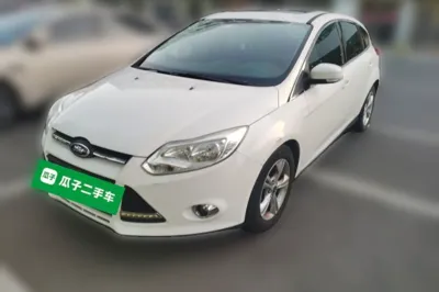Ford Focus 2012, 136900 км, за 22751.48 CNY - фото 1
