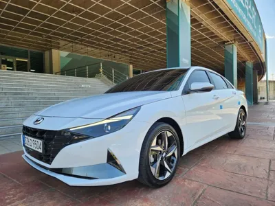 Hyundai Avante · 2023 год