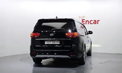 Kia Canival 2019, 70107 км, за 19990000 KRW