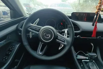 Mazda Mazda 3 Axela 2021, 47400 км, за 68932.78 CNY - фото 10