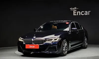 BMW 5-Series · 2021 год