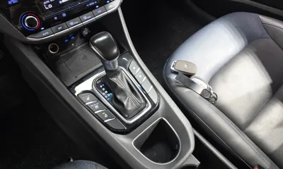 Hyundai Ioniq 2016, 189356 км, за 8900000 KRW - фото 9