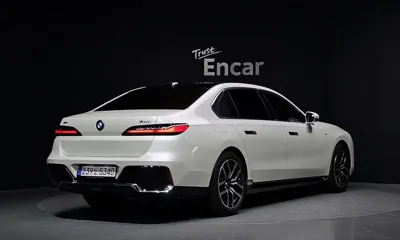 BMW 7-Series 2023, 38486 км, за 106900000 KRW - фото 2