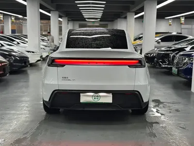 Tesla Model Y 2025, 6200 км, за 278000 CNY - фото 10