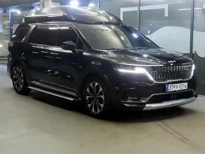 Kia Canival · 2023 год