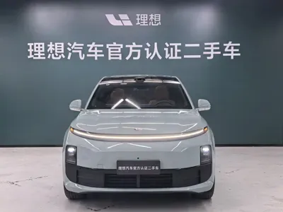 Li Auto Li L6 2025, 6300 км, за 208800 CNY
