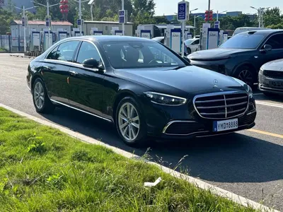 Mercedes-Benz S-Class 2023, 40000 км, за 530000 CNY