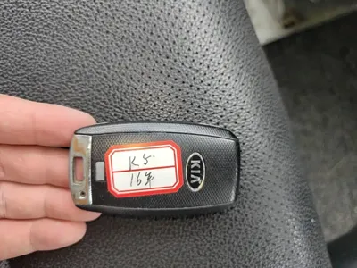 Kia K5 2016, 156800 км, за 32500 CNY - фото 9