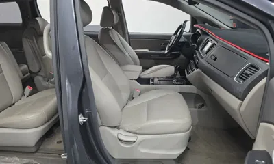 Kia Canival 2016, 126256 км, за 10800000 KRW - фото 11