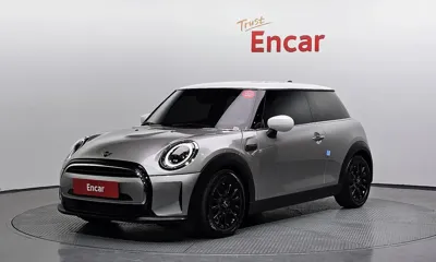 MINI Cooper · 2024 год