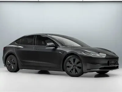 Tesla Model 3 2025, 34000 км, за 178800 CNY