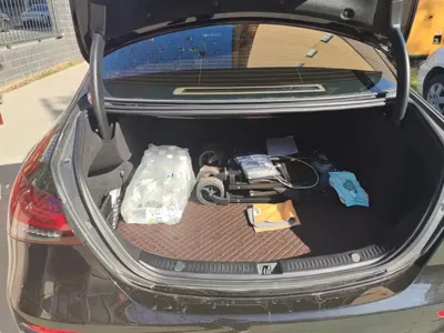 Mercedes-Benz E-Class 2022, 60000 км, за 276000 CNY