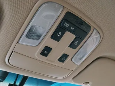 Kia Canival 2016, 95252 км, за 13500000 KRW - фото 16