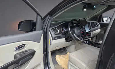 Kia Canival 2019, 91107 км, за 18800000 KRW - фото 10