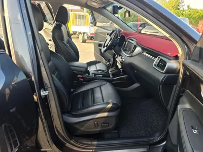 Kia Sorento 2017, 80890 км, за 15500000 KRW - фото 12