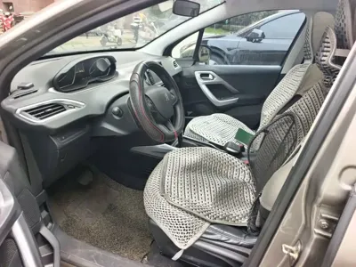 Peugeot 2008 2016, 37100 км, за 27799 CNY - фото 8