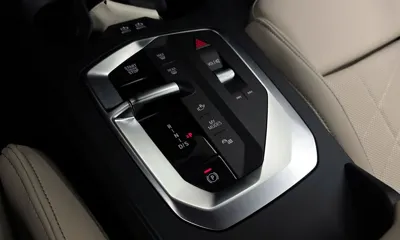 BMW 1-Series 2025, 9994 км, за 39900000 KRW - фото 9
