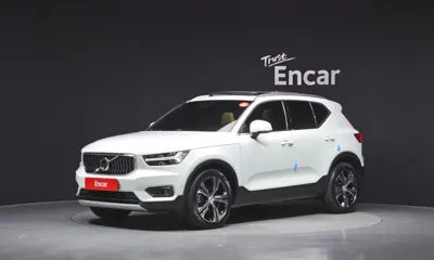 Volvo XC40 · 2020 год