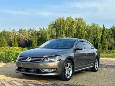 Volkswagen Passat · 2012 год