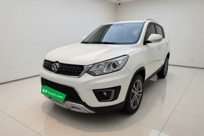 BAIC Senova X35 2016, 140400 км, за 27504.58 CNY - фото 1