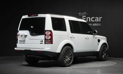 Land Rover Discovery 2016, 95965 км, за 29300000 KRW