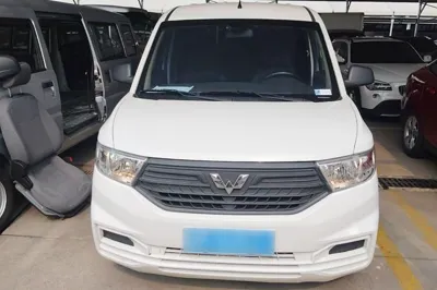 Wuling Hongguang V 2022, 6899 км, за 51399.45 CNY