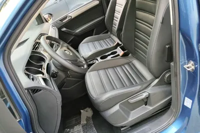 Volkswagen Touran 2018, 100800 км, за 68539.35 CNY - фото 17
