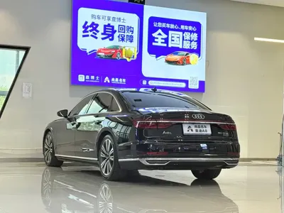 Audi A8 2021, 68000 км, за 456800 CNY - фото 15