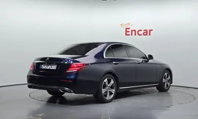 Mercedes-Benz E-Class 2019, 103610 км, за 17000000 KRW - фото 2