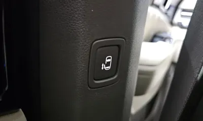 Kia Canival 2021, 60069 км, за 29900000 KRW - фото 36