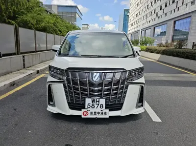 Toyota Alphard · 2026 год